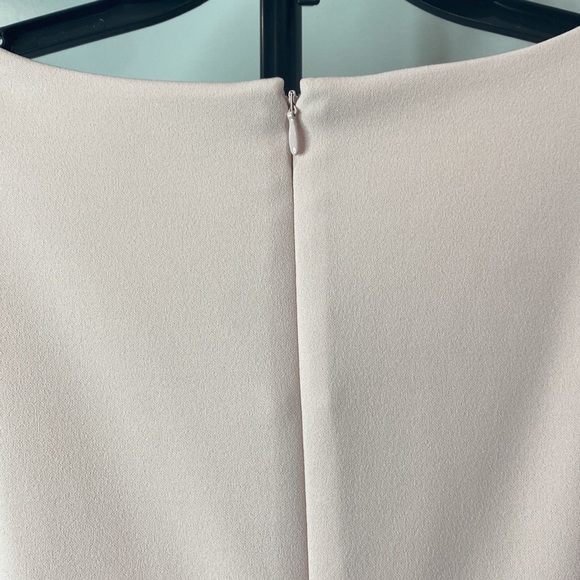 Calvin Klein Ruffled sleeve Dress - Picture 8 of 8